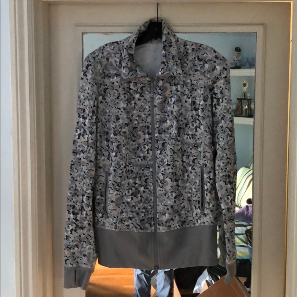Lululemon multi- colored loose fit jacket